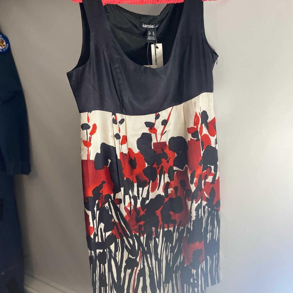 Kensie Silk Black and Red Floral Print Sleeveless Dress